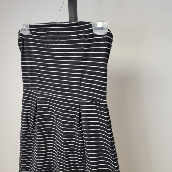 OLD Navy Strapless Stripe Dress - Picture 2 of 5